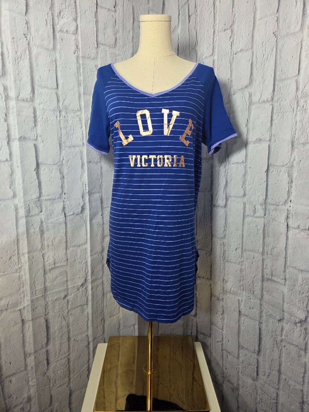 Victoria's Secret Extra Small Blue Stripe Logo Shortsleeve Lightweight Nightgown